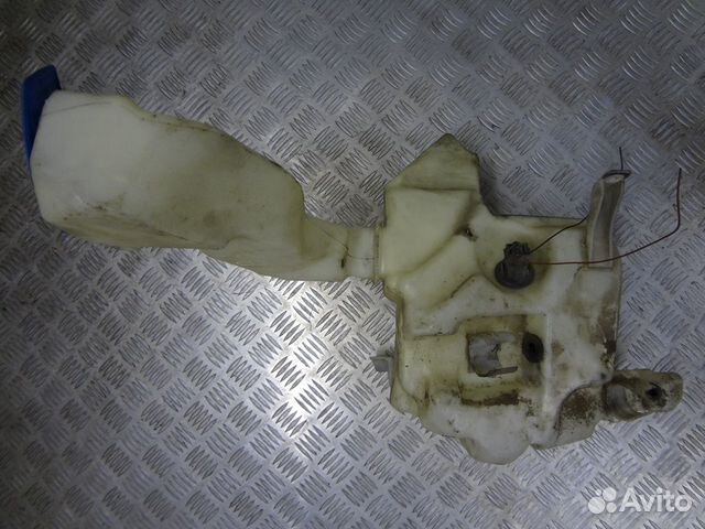 Бачок омывателя стекла Passat Superb 3b0955453ae Бачок омывателя стекла Passat Superb 3b0955453ae
