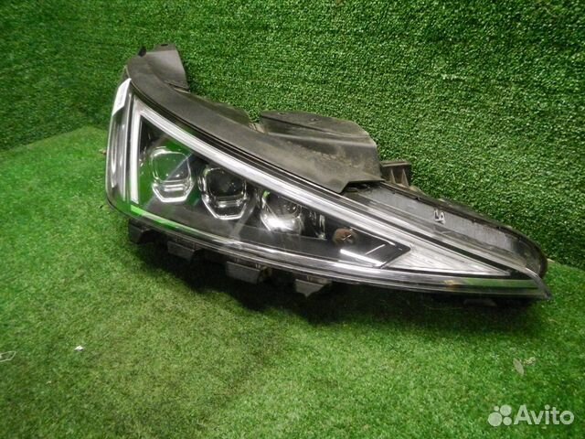Фара правая Hyundai Elantra 6 (18-н.в) LED 92102F2