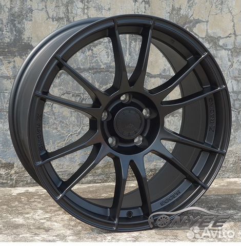 O.Z Racing Ultraleggera R18 J8 ET35 5X114.3 черные O.Z Racing Ultraleggera R18 J8 ET35 5X114.3 черные