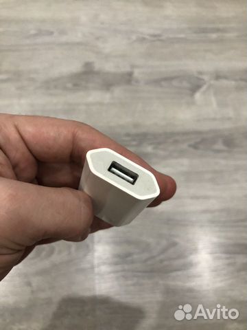 Зарядочный блок Apple Зарядочный блок Apple