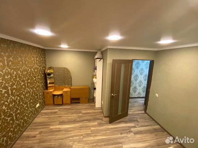 1-к квартира, 32 м², 1/5 эт.