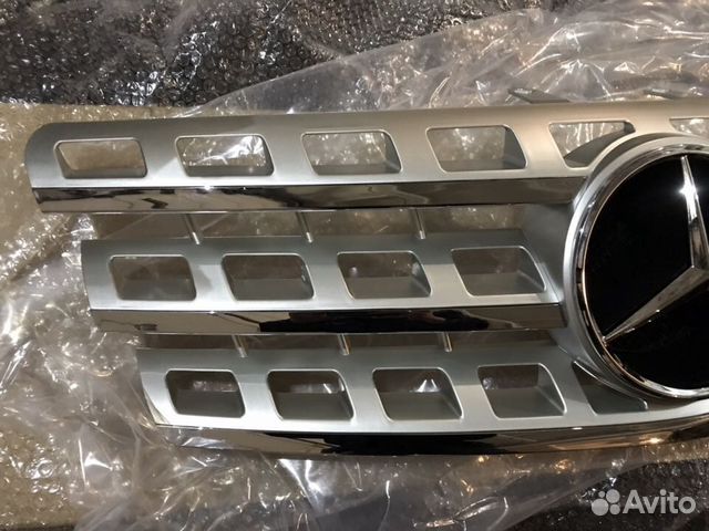 Решетка радиатора Mercedes w164 ML рестайл серая Решетка радиатора Mercedes w164 ML рестайл серая