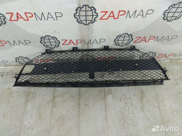 Решетка бампера переднего центральная Mercedes-Ben