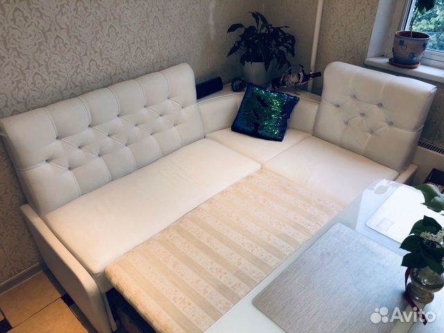 Кухонный уголок со спальным местом и ящиком Кухонный уголок со спальным местом и ящиком