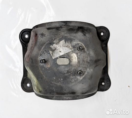 Кронштейн крепления запасного колеса Toyota