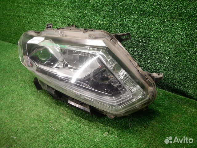 Фара правая Nissan X-Trail 3 t32 (13-17) LED 26010