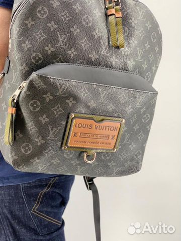 Новый мужской рюкзак из кожи Louis Vuitton Новый мужской рюкзак из кожи Louis Vuitton
