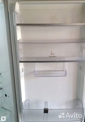 Холодильник electrolux ENN3153AOW Холодильник electrolux ENN3153AOW