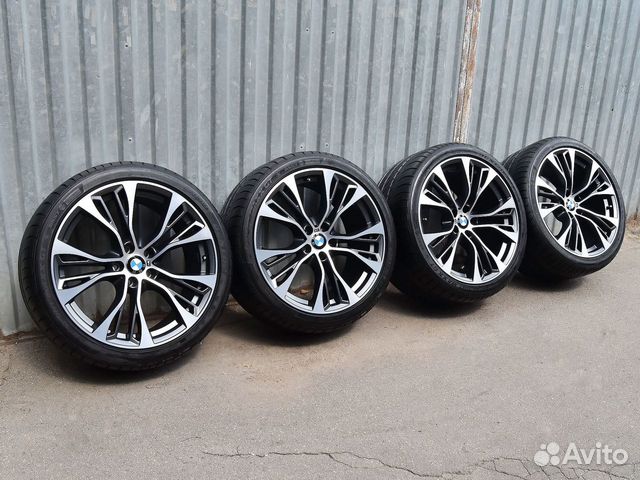 Комплект оригинальных колёс X5 X6 R21, 599 М стиль Комплект оригинальных колёс X5 X6 R21, 599 М стиль
