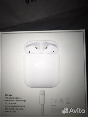 Apple AirPods 2 Apple AirPods 2