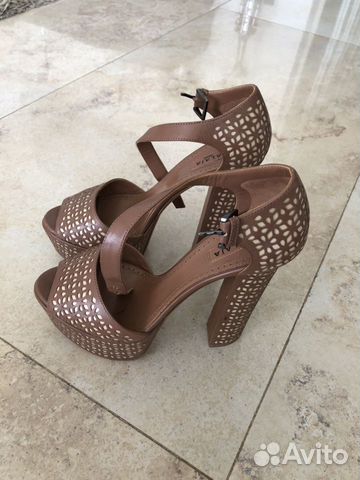 Босоножки Alaia Miu Miu Chanel Balmain Michael Kor
