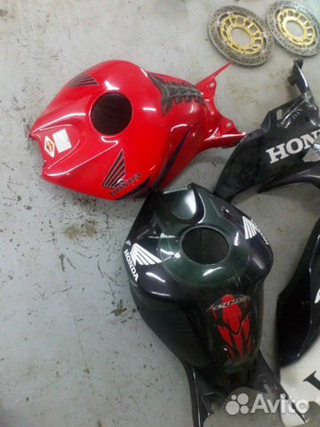 Пластик на Honda cbr1000rr Пластик на Honda cbr1000rr