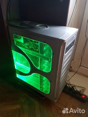 Игровой компьютер Intel Core I7 R9 280X Win 10