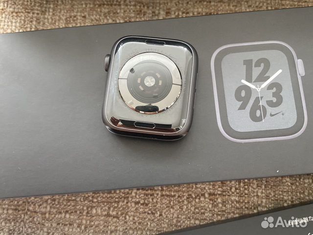 Apple Watch series 4 44mm Nike