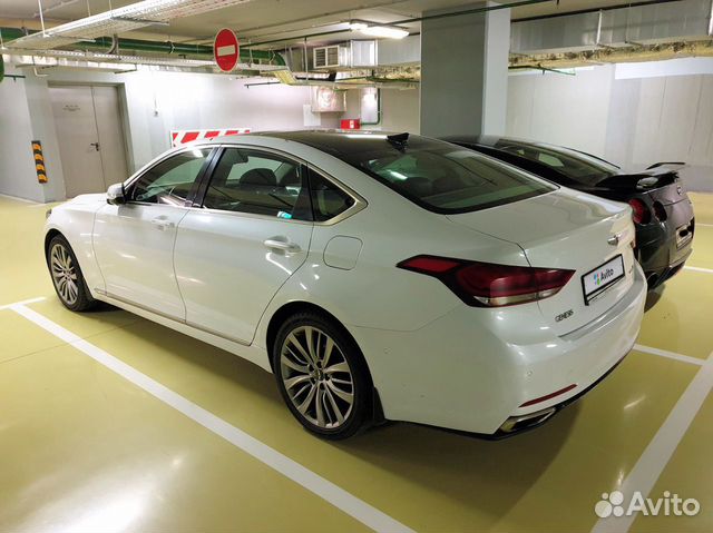 Hyundai Genesis 3.8 AT, 2015, 30 000 км Hyundai Genesis 3.8 AT, 2015, 30 000 км