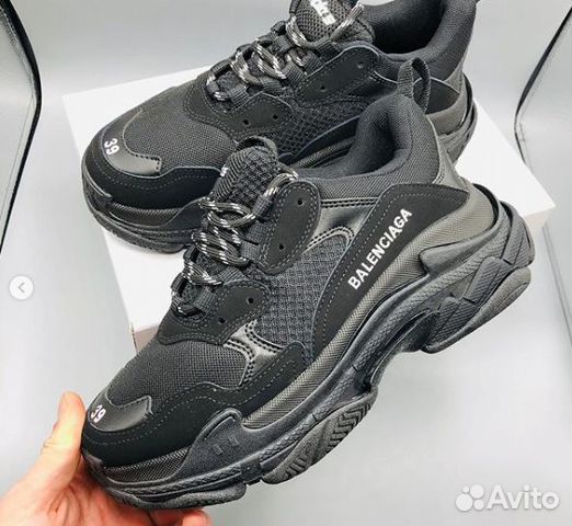 Balenciaga Triple S черные Balenciaga Triple S черные