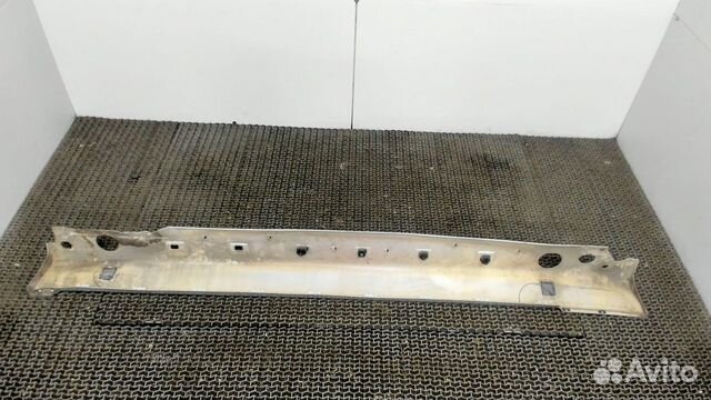 Накладка декоративная (на порог) правая Mercedes C