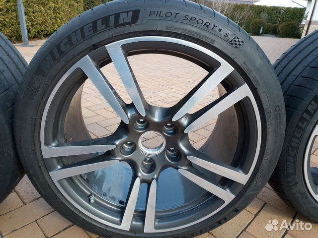 Летняя резина Michelin 295/35 ZR 20 с дисками Летняя резина Michelin 295/35 ZR 20 с дисками