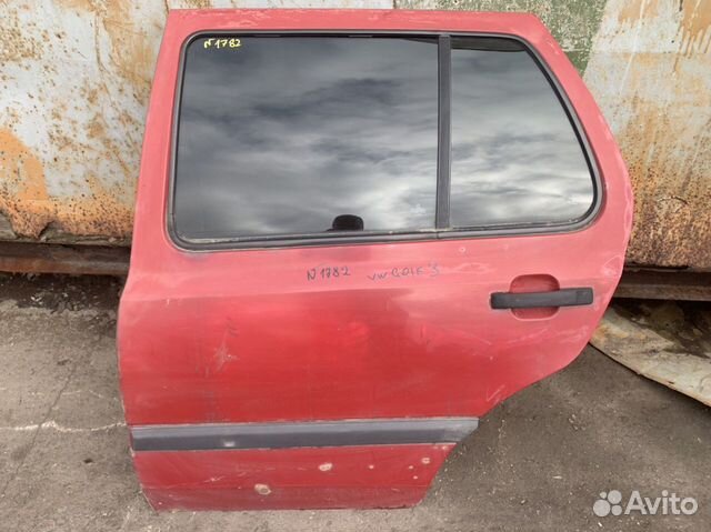 Дверь задняя левая vw Golf 3