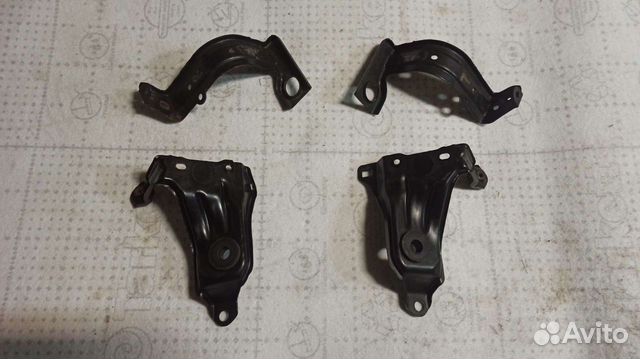 Кранштейн радиатора Honda CRV 3