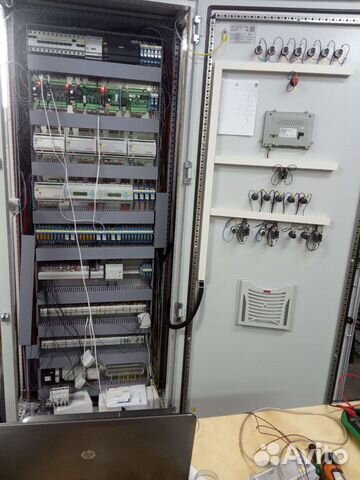 Щит управления и автоматики