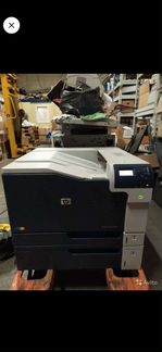 Принтер HP CP5525n