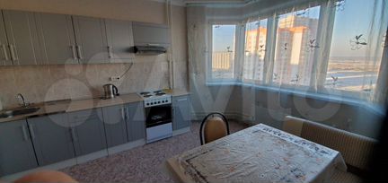 2-к квартира, 64 м², 14/17 эт.