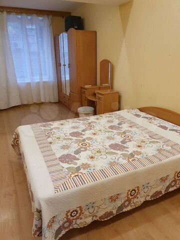 2-к. квартира, 50 м², 1/3 эт.