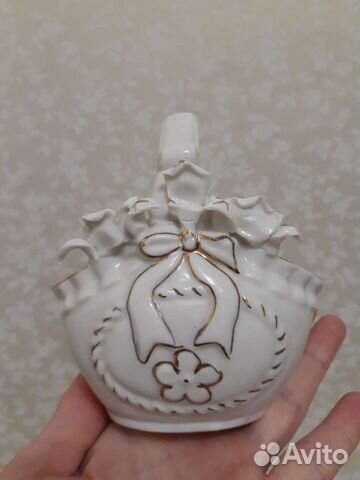Корзиночка фарфоровая