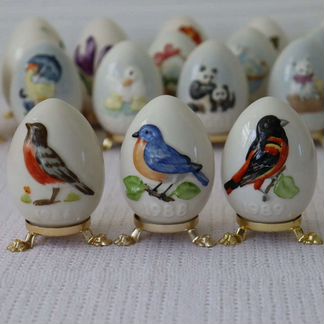 Яйцо фарфоровое пасхальное Goebel. Германия