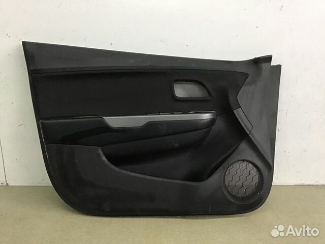 Обшивка двери передней левой Kia RIO 2011-2017