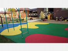 Резиновое покрытие на детские и спортивные площадк