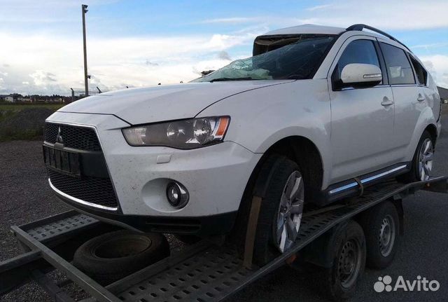 Mitsubishi Outlander II 2011 г на запчасти