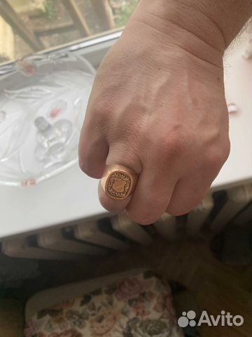 Мужской золотой перстень