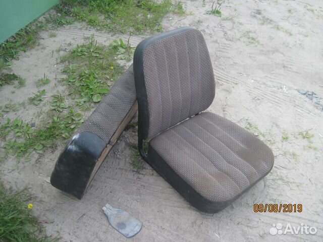 2 Сиденье в кабину м/автобуса Мерседес