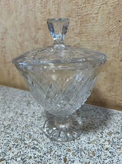 Хрустальная ваза конфетница