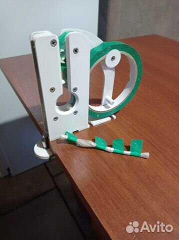 Клипсатор ручной Дип-12 для скотча шириной 12 мм