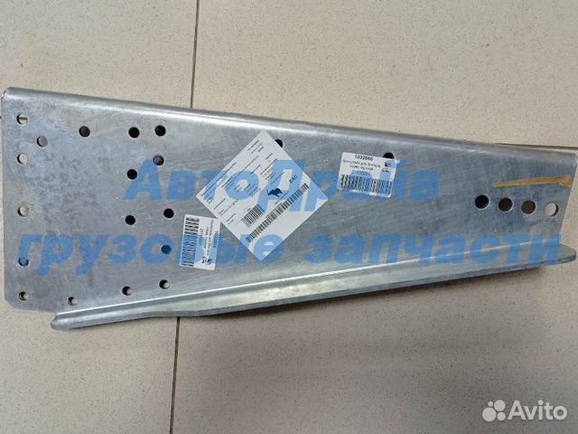 Кронштейн крепления бампера Шмитц левый