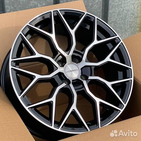 Литые Диски Vossen HF2 R17 5*100 Black Machined