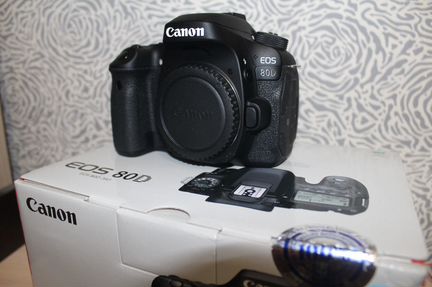 Canon 80d + набор для видеосъёмки