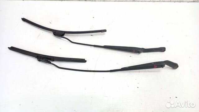 Поводок дворников Volkswagen Golf 4