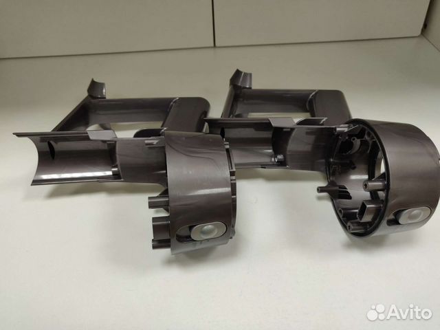 Корпус для мотора Dyson V10