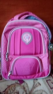 Школьный портфель-ранец с ортопедической спинкой