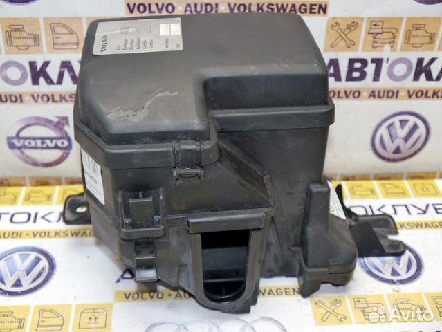 Корпус блоков управления двс и АКПП Вольво