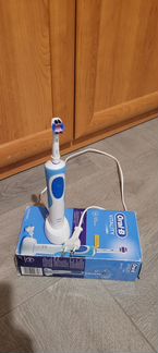 Зубная щетка Oral-B Vitality 3D white