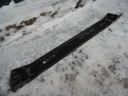 Балка подрадиаторная Рено Меган 3 Флюенс