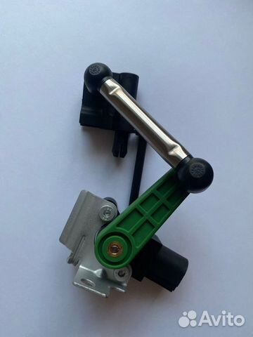 Датчик положения кузова Volkswagen Touareg NF, FL