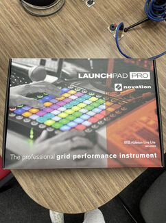 Midi-контроллер novation launchpad PRO, черный