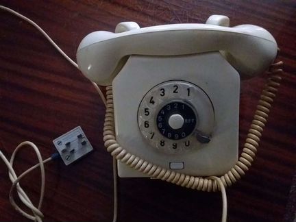 Старый телефон