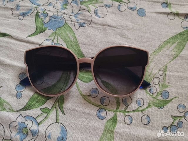 Солнцезащитные очки женские